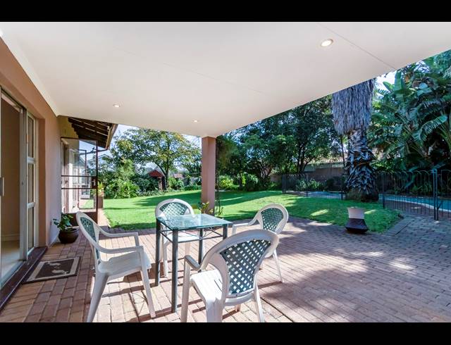 4 BEDROOM HOUSE RENTED IN GALLO MANOR